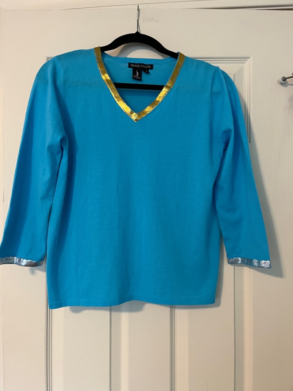 Peace of Cloth - Turquoise V-Neck bracelet Long Sleeve Top - Gold & Silver Trim
